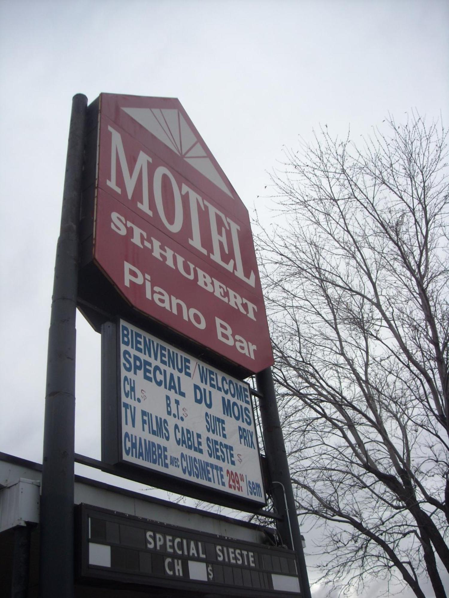 Grand Motel Saint-Hubert Longueuil Exterior photo